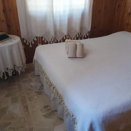 Feriehus Sweetwater Guesthouse, Coastal Village Cabin *