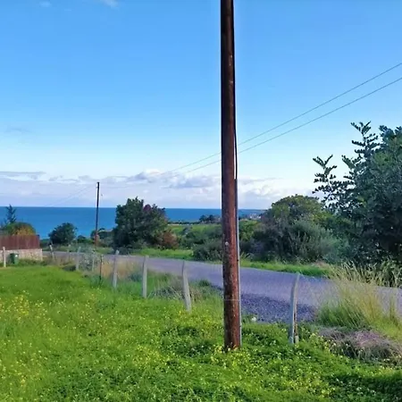 Sweetwater Guesthouse, Coastal Village Cabin Famagusta (Northern Cyprus)